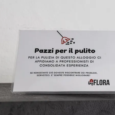 45 Minutes To Venice - By Flora Fagare della Battaglia